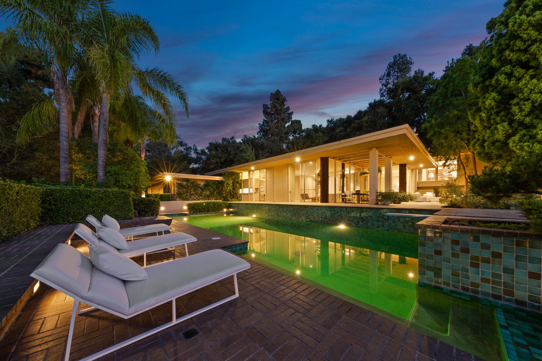 828 Flintridge Ave, La Cañada Flintridge, CA 91011